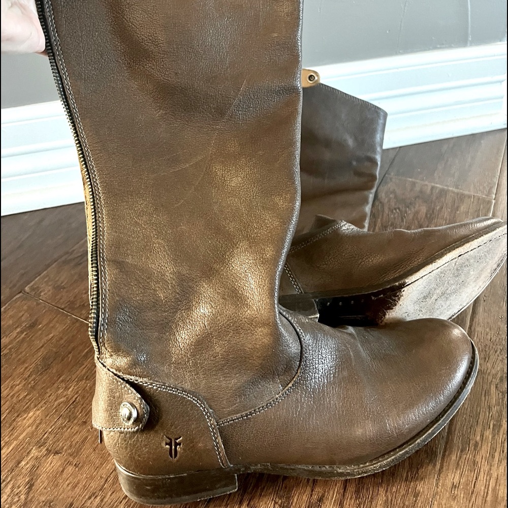 Frye medium brown back zip riding boot